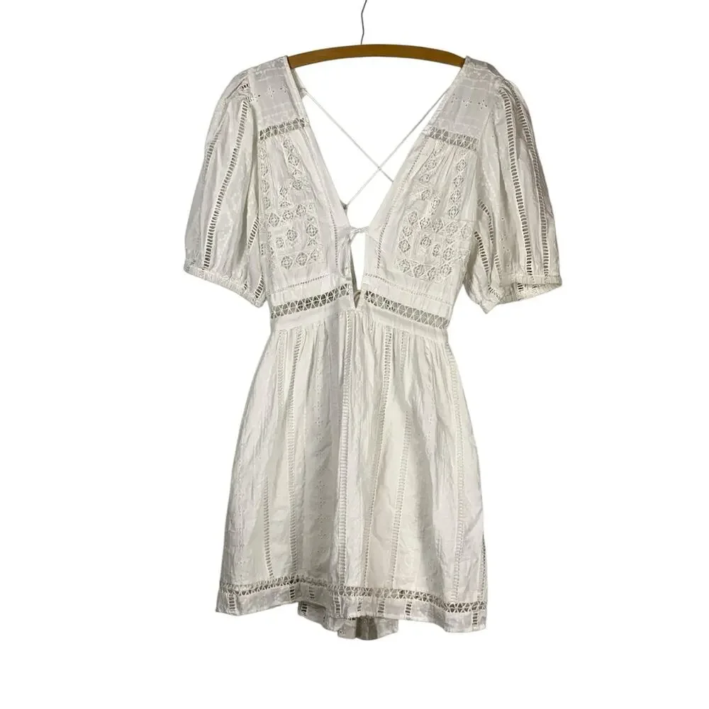 Urban Outfitters White Eyelet Puff Sleeve Mini Dress Size L Coquette Flirty - Picture 2 of 8